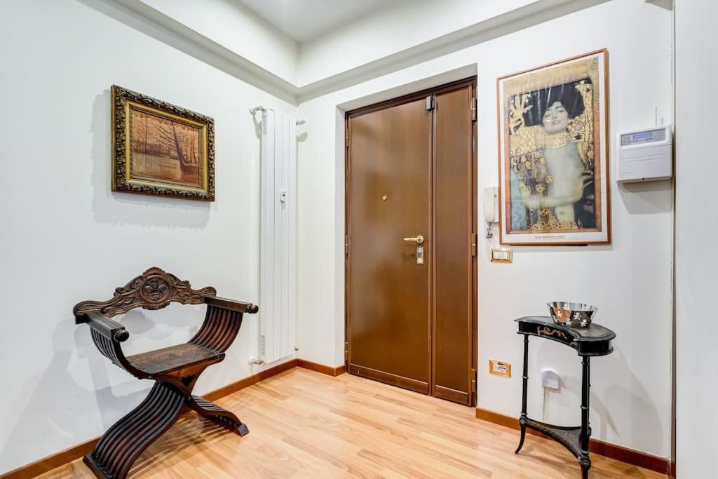 Exclusive Apartment In Eur Lake Rome Luaran gambar