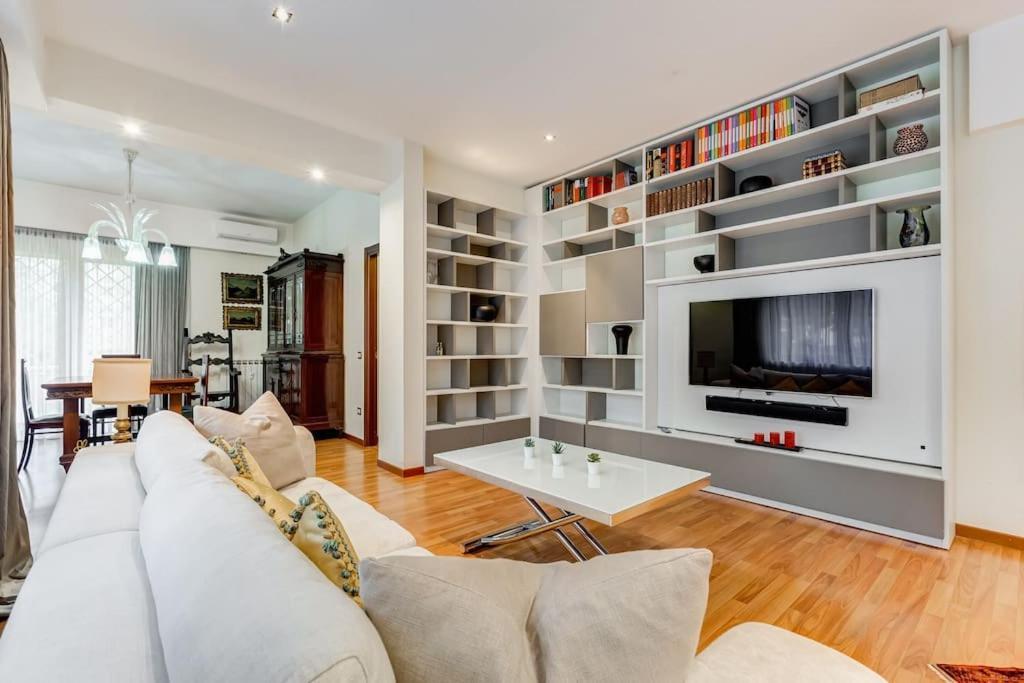 Exclusive Apartment In Eur Lake Rome Luaran gambar