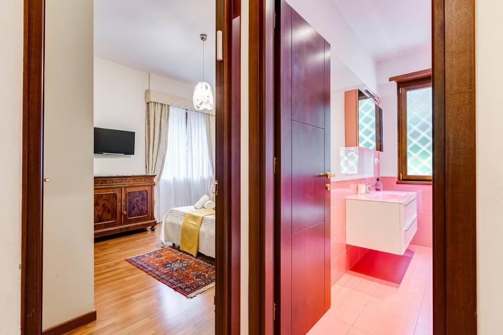 Exclusive Apartment In Eur Lake Rome Luaran gambar