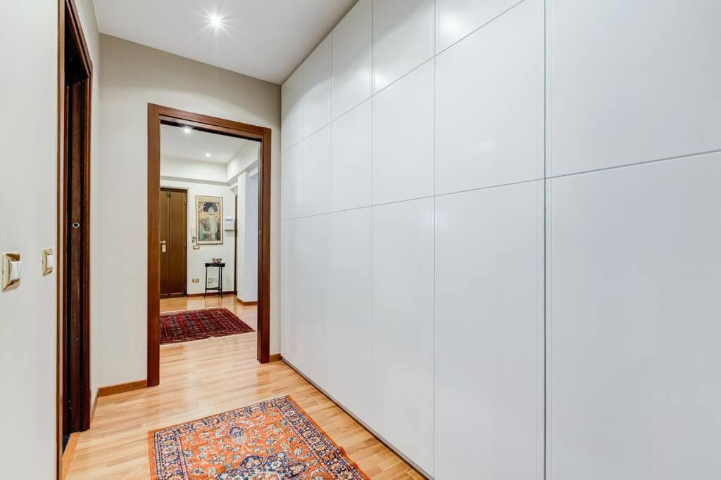 Exclusive Apartment In Eur Lake Rome Luaran gambar